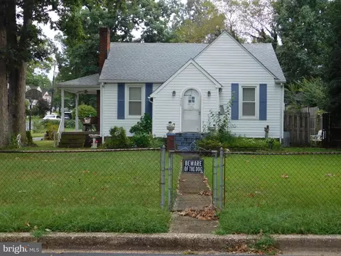 4929 Hollywood Rd, College Park, MD 20740