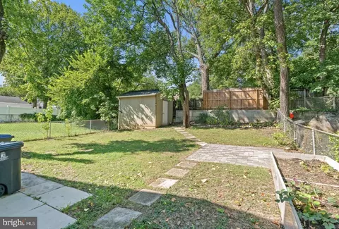 Exterior - 4022 36th St, Mount Rainier, MD 20712 photo 3 of 5