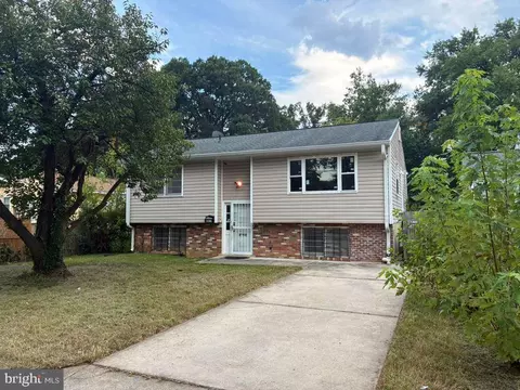 4917 Fox St, College Park, MD 20740