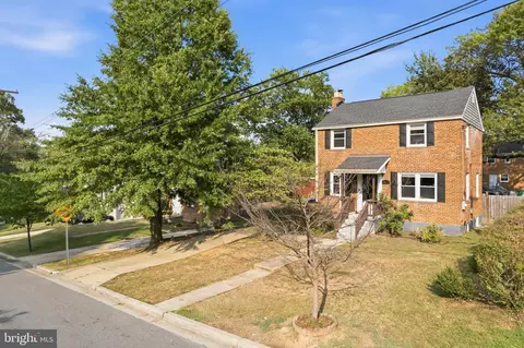 4811 70th Pl, Hyattsville, MD 20784