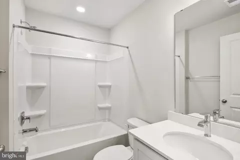 Entry Way - 7542 Silver Thread Way, Brandywine, MD 20613 photo 11 of 15