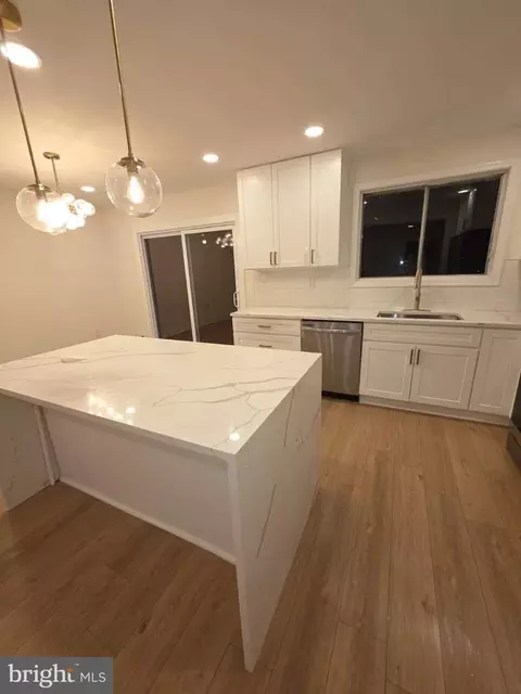5918 Southgate Dr, Temple Hills, MD 20748