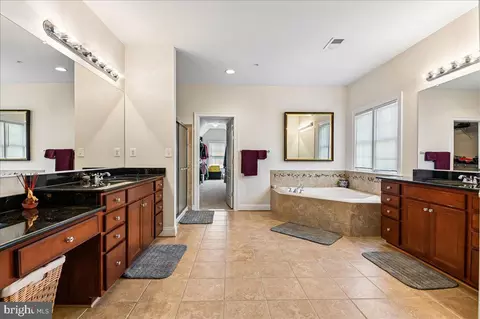 Bath - 14604 Derrick Ct, Bowie, MD 20721 photo 2 of 6