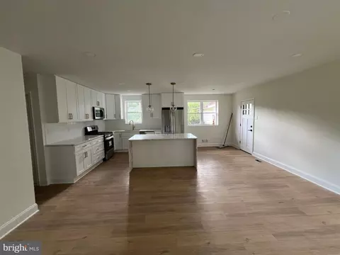 9013 Pinehurst Dr, Fort Washington, MD 20744