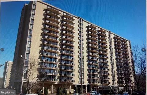 6100 Westchester Park Dr #1504, College Park, MD 20740