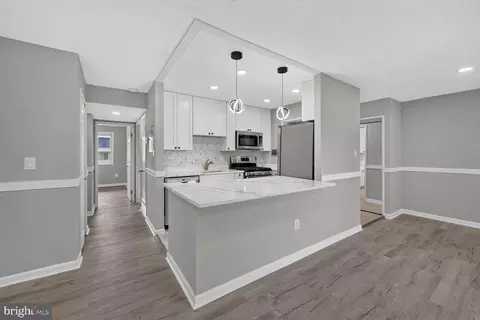 529 Wilson Bridge Dr #C-2, Oxon Hill, MD 20745