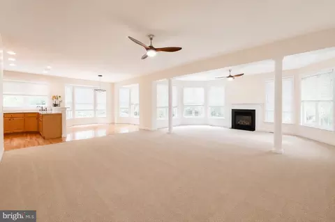 Living - 10225 Everley Ter, Lanham, MD 20706 photo 2 of 6