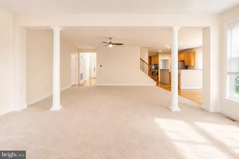 Living - 10225 Everley Ter, Lanham, MD 20706 photo 5 of 6
