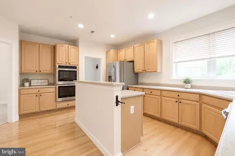 Kitchen - 10225 Everley Ter, Lanham, MD 20706 photo 3 of 4