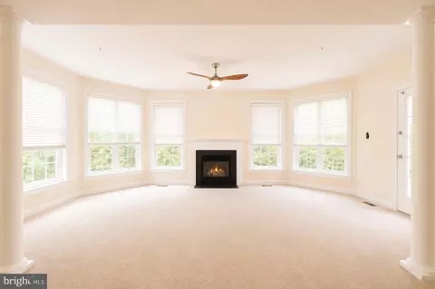Living - 10225 Everley Ter, Lanham, MD 20706 photo 3 of 6