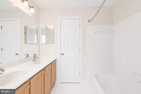 Bath - 10225 Everley Ter, Lanham, MD 20706 photo 2 of 4