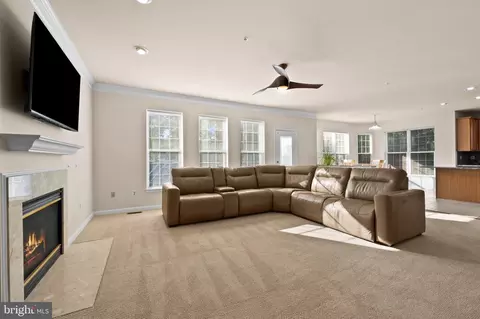 Living - 10006 Enford Ct, Lanham, MD 20706 photo 10 of 19