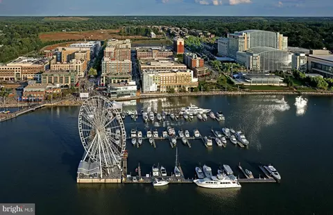 125 Kinsale Pl #203, National Harbor, MD 20745