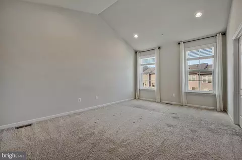 Entry Way - 1030 High Point Trl, Laurel, MD 20707 photo 11 of 15