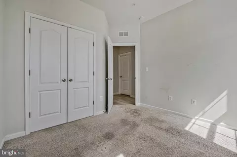 Entry Way - 1030 High Point Trl, Laurel, MD 20707 photo 8 of 15