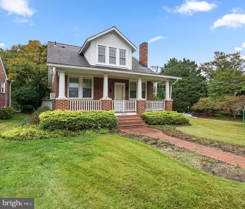 4224 E West Hwy, Hyattsville, MD 20782