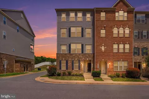 Exterior - 10102 Dorsey Ln, Lanham, MD 20706 photo 4 of 5