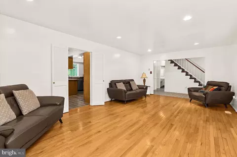 Living - 9203 Twin Hill Ln, Laurel, MD 20708 photo 5 of 5