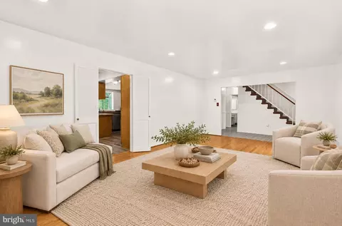 Living - 9203 Twin Hill Ln, Laurel, MD 20708 photo 2 of 5