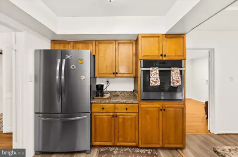 Kitchen - 9203 Twin Hill Ln, Laurel, MD 20708 photo 5 of 6