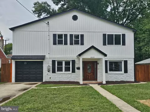 8502 Cunningham Dr, College Park, MD 20740