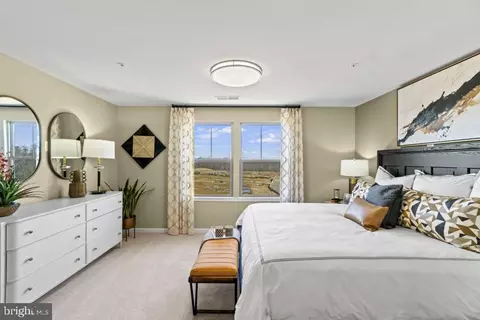 Bedroom - 10933 Wheat Berry Dr, Marlboro, MD 20774 photo 6 of 8