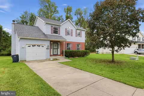 9223 E Gary E Gary Ln E, Marlboro, MD 20774