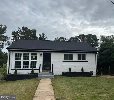6921 Halleck St, District Heights, MD 20747