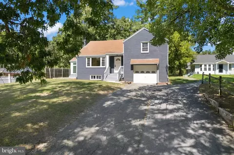 Exterior - 8509 Schultz Rd, Clinton, MD 20735 photo 4 of 9