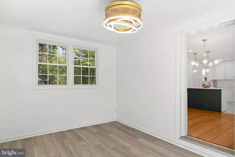 Entry Way - 8509 Schultz Rd, Clinton, MD 20735 photo 5 of 11