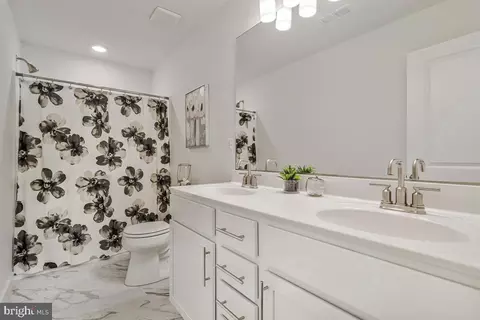 Entry Way - 5514 Glen Ave, Lanham, MD 20706 photo 16 of 16