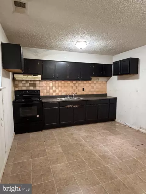 Kitchen - 8603 Dangerfield Rd, Clinton, MD 20735 photo 1 of 1