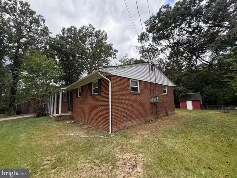 Exterior - 8603 Dangerfield Rd, Clinton, MD 20735 photo 4 of 5