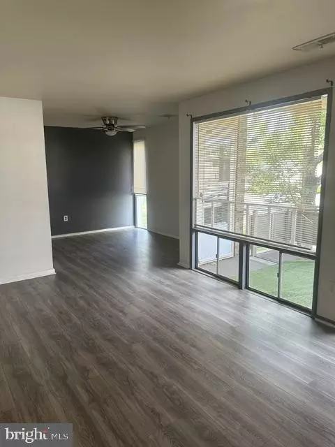 Living - 7318 Donnell Pl #B4, District Heights, MD 20747 photo 1 of 2