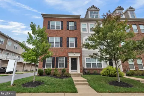 3028 Mia Ln, Marlboro, MD 20774