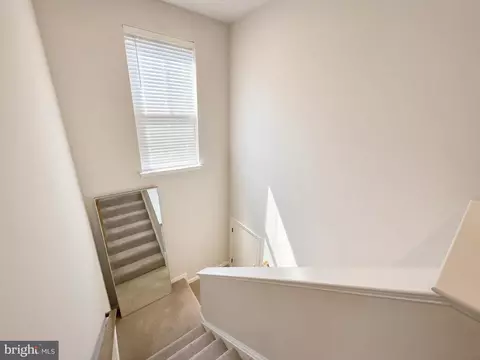 Entry Way - 7012 Gladebrook Rd, Brandywine, MD 20613 photo 2 of 4