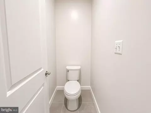 Entry Way - 7012 Gladebrook Rd, Brandywine, MD 20613 photo 3 of 4