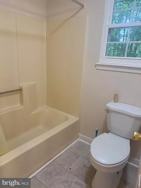 Bath - 6812 Irene Ct, Bowie, MD 20720 photo 3 of 4