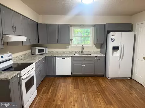 Kitchen - 6812 Irene Ct, Bowie, MD 20720 photo 3 of 4