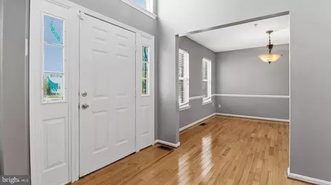 Entry Way - 14101 Kathleen Ln, Brandywine, MD 20613 photo 5 of 25