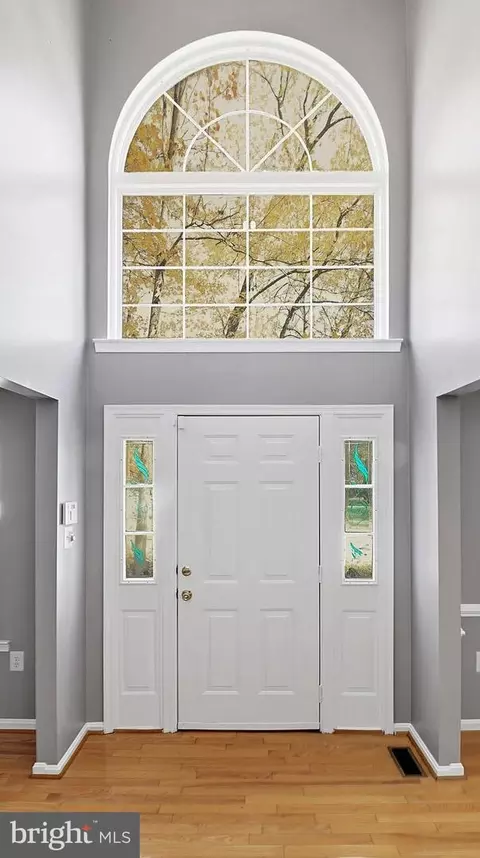 Entry Way - 14101 Kathleen Ln, Brandywine, MD 20613 photo 2 of 25