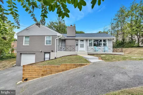 6202 Inwood St S, Cheverly, MD 20785