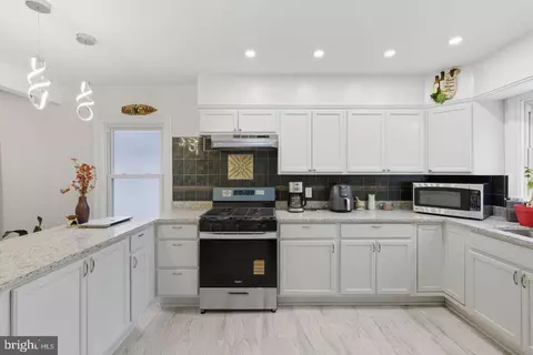 Kitchen - 1106 Snowden Pl, Laurel, MD 20707 photo 1 of 2