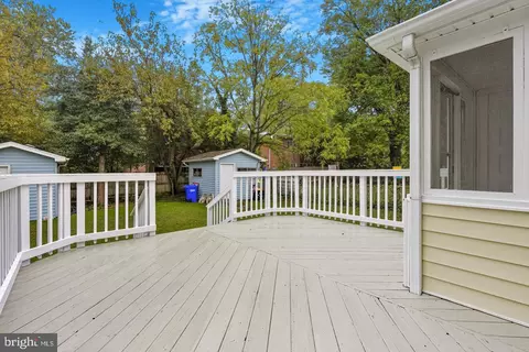 Exterior - 1106 Snowden Pl, Laurel, MD 20707 photo 8 of 9