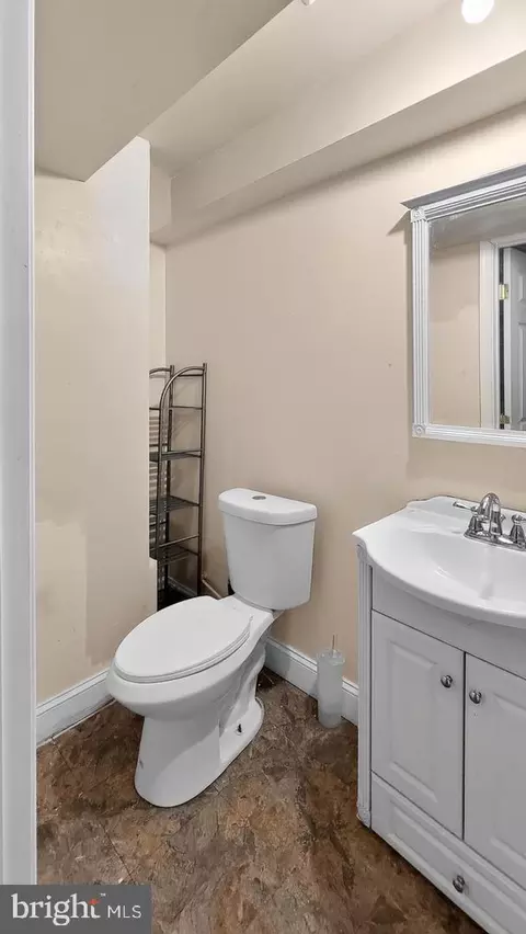 Bath - 13100 N Point Ln, Laurel, MD 20708 photo 2 of 5