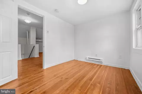Bedroom - 3209 Varnum St, Mount Rainier, MD 20712 photo 5 of 9