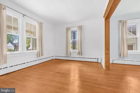 Living - 3209 Varnum St, Mount Rainier, MD 20712 photo 4 of 7