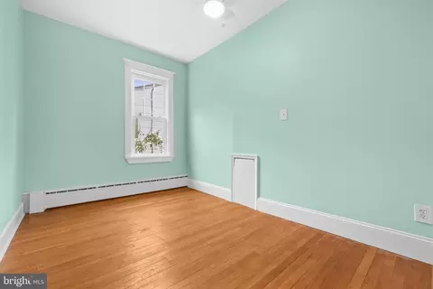 Bedroom - 3209 Varnum St, Mount Rainier, MD 20712 photo 2 of 9