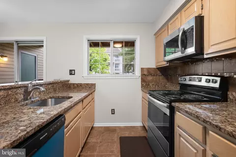 Kitchen - 14311 Runabout Ct #615, Laurel, MD 20707 photo 1 of 1