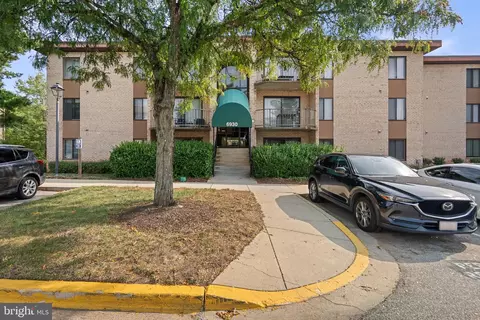 6930 Hanover Pkwy #201, Greenbelt, MD 20770